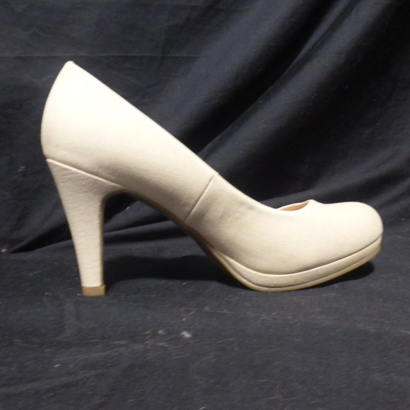 CALL IT SPRING, natural color heels, size US 6, GUC - Picture 11 of 15